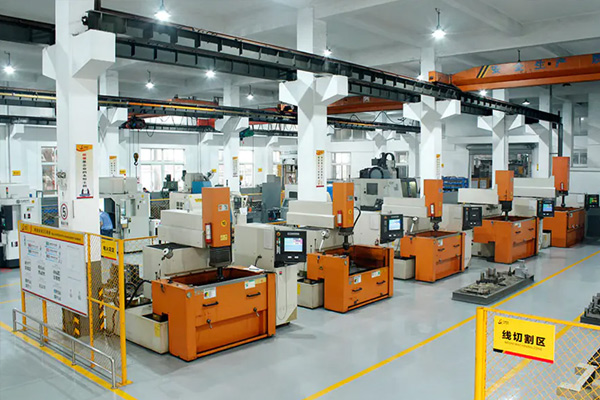 Ningbo Jieda Molding＆Machine Co.、Ltd。